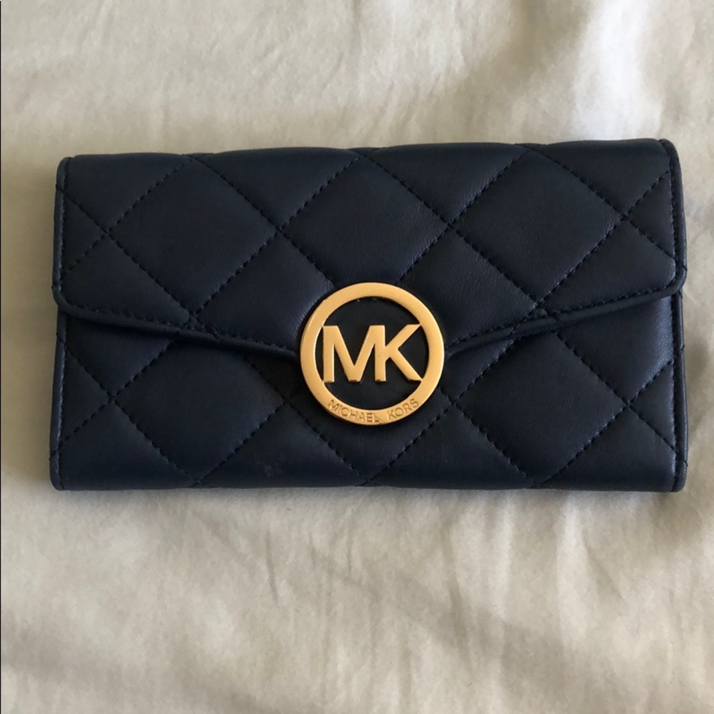 Michael Kors wallet